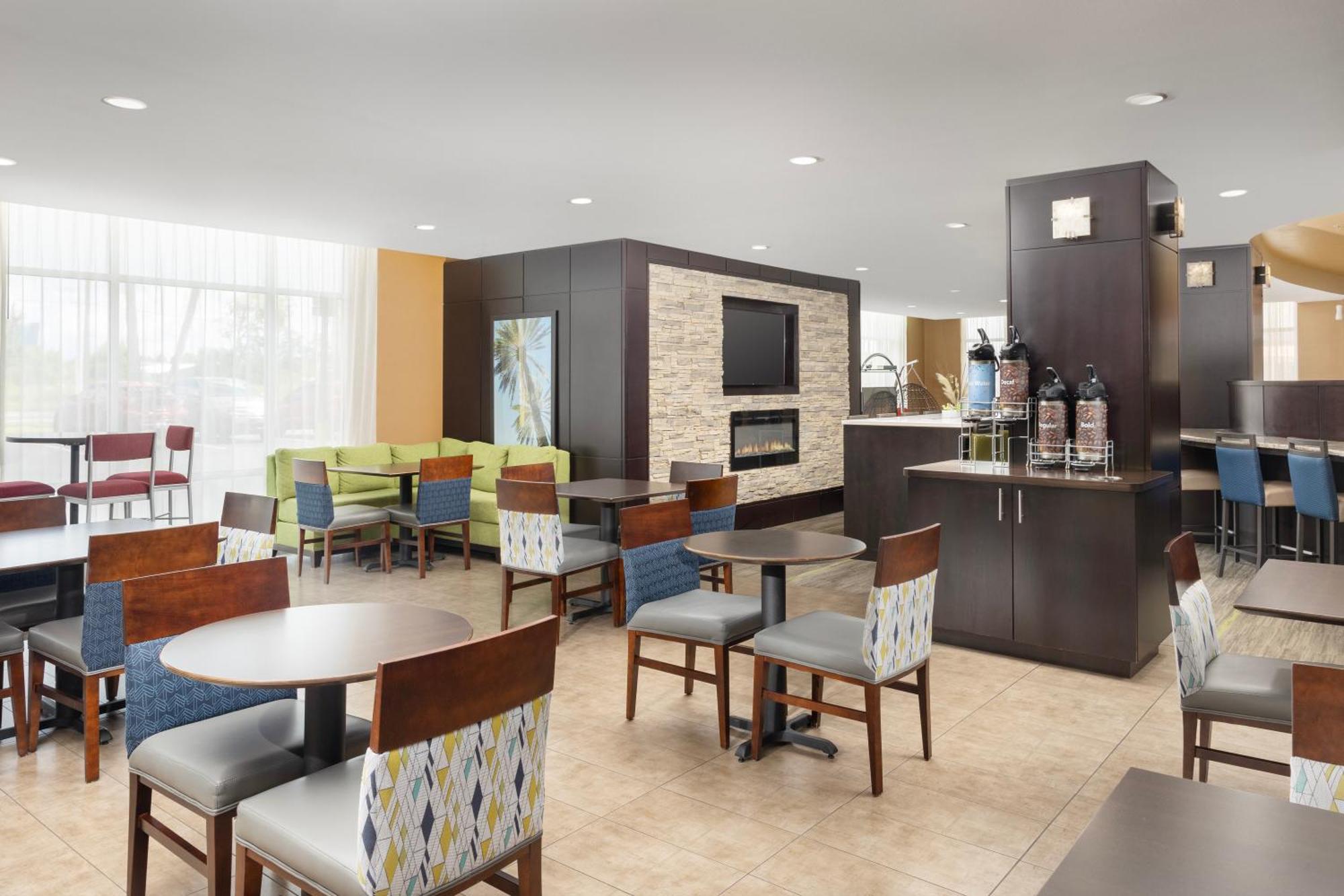 Comfort Suites Lake City Eksteriør billede
